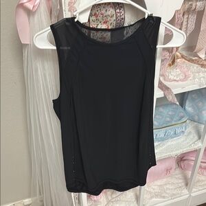 Lululemon Black Sleeveless Top Size 8